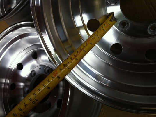 แมคหยดน้ำ ขอบ 15 พร้อมใช้งาน