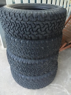 ขายยางBF 265/70/17 ยางปี48/10 3เส้น ปี12 1เส้น