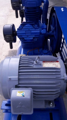 ขายปั้มลม5แรงPUMA มอเตอร์มิตซูบิชิ380V สภาพดี ขายปั้มลม5แรงPUMA มอเตอร์มิตซูบิชิ380V สภาพดี