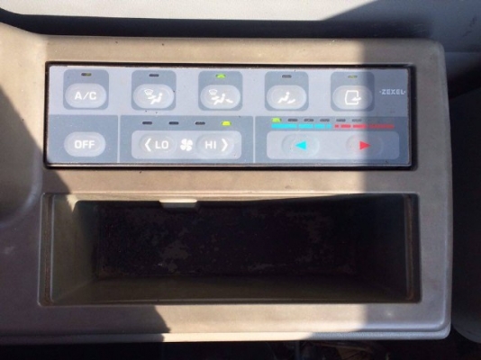 ขายรถแบคโฮ HITACHI EX120-5 บูมยาว สภาพสวยพร้อมใช้งาน รถนอกนำเข้าเองจากญี่ปุ่น มีVDOการทำงานครับ