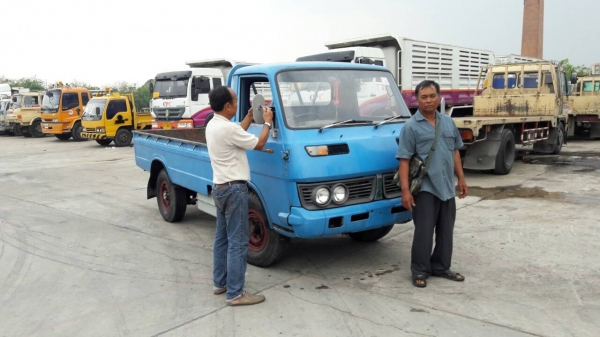 รถอิซุซุ ELF 85 hp เครื่องเดิมอิซุซุ 85 hp 5เกียร์ วิ่งเครื่องเเน่นเรียบ