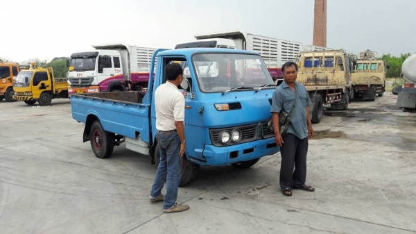 รถอิซุซุ ELF 85 hp เครื่องเดิมอิซุซุ 85 hp 5เกียร์ วิ่งเครื่องเเน่นเรียบ