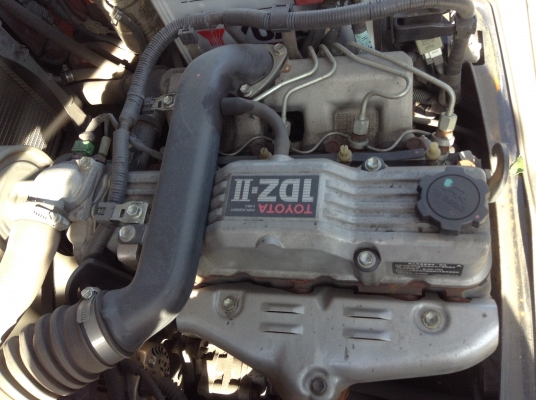 ขายรถยก -ตัก-เทได้ TOYOTA 8FD25 รุ่นใหม่ล่าสุด ชั่วโมงการทำงานน้อยมาก รถเก่าจากญี่ปุ่น