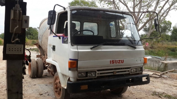 ขายหกล้อ ISUZU ROCKY FRR12LA 175 โม่2.5 เครื่องดี โม่ใช้งานได้ปกติ เอกสารสัญญาซื้อขาย