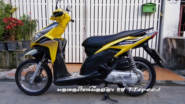 ขายคลิ๊ก 110i คอมบายเบรค สภาพสวยเดิมเล่มครบ