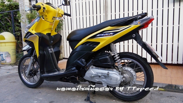 ขายคลิ๊ก 110i คอมบายเบรค สภาพสวยเดิมเล่มครบ ขายคลิ๊ก 110i คอมบายเบรค สภาพสวยเดิมเล่มครบ