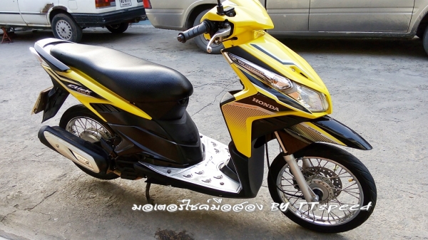 ขายคลิ๊ก 110i คอมบายเบรค สภาพสวยเดิมเล่มครบ ขายคลิ๊ก 110i คอมบายเบรค สภาพสวยเดิมเล่มครบ