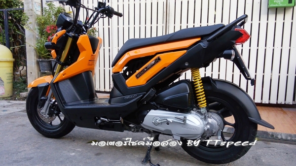 รถบ้าน Zoomer-x สีส้ม ซื้อสดมาจดปลายปี 56 สภาพป้ายแดง รถบ้าน Zoomer-x สีส้ม ซื้อสดมาจดปลายปี 56 สภาพป้ายแดง