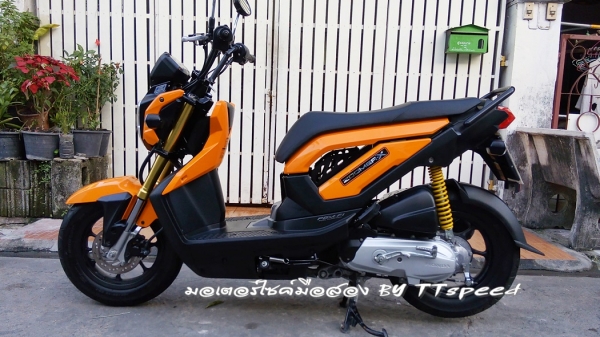 รถบ้าน Zoomer-x สีส้ม ซื้อสดมาจดปลายปี 56 สภาพป้ายแดง รถบ้าน Zoomer-x สีส้ม ซื้อสดมาจดปลายปี 56 สภาพป้ายแดง