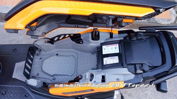 รถบ้าน Zoomer-x สีส้ม ซื้อสดมาจดปลายปี 56 สภาพป้ายแดง รถบ้าน Zoomer-x สีส้ม ซื้อสดมาจดปลายปี 56 สภาพป้ายแดง