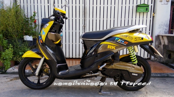 Yamaha Fino ชุดสีลายสั่งทำ ล้อแม็ก เคฟล่าหลายชิ้น