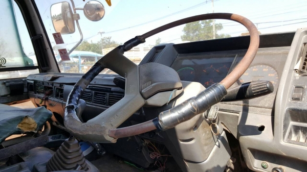 ขายสิบล้อ HINOFM 3MLND สองเพลาดั้ม สถาพพร้อมใช้งาน เครื่องเกียร์ดี คีชชีสวย มีระบบลากลูก เอกสารเล่มทะเบียนพร้อมโอน