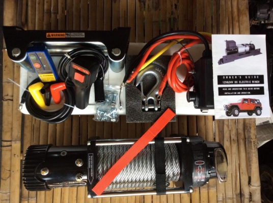 ขายwinch 12000 LB   12V.   สลิงเหล็ก