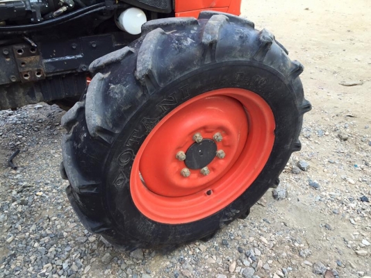 ขายรถไถคูโบต้า L4708แรง พร้อมอุปกรณ์ รถสภาพใหม่ มากๆใช้งานได400ชั่วโมง เองค่ะสนใจโทรสอบถามได้นะค่ะ