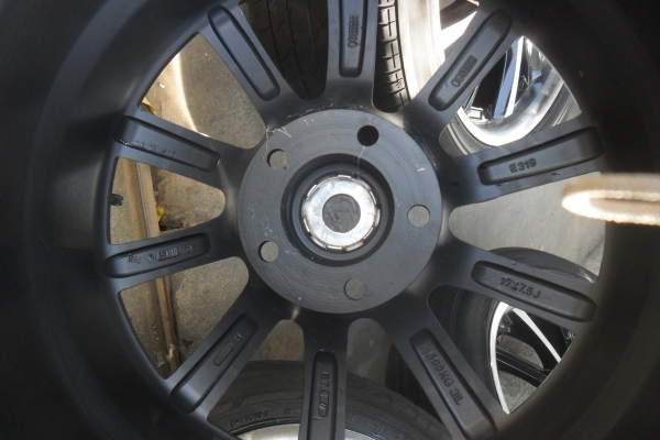 ล้อแม็ก17นิ้ว5รู114 พร้อมยาง สวยๆ 4 ล้อ ราคา 6900 บาท