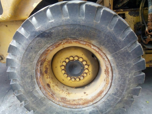 ขายด่วน รถตักCAT 924G รถใช้งานทุกวัน เครื่องปั้มแรงดี ระบบดี ยางสวย รถพร้อมใช้งานเลยครับ