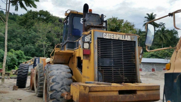 ขายรถตักล้อยาง CAT 950 F มาร์คทู เอกสารเล่มทะเบียน ราคา 1500000