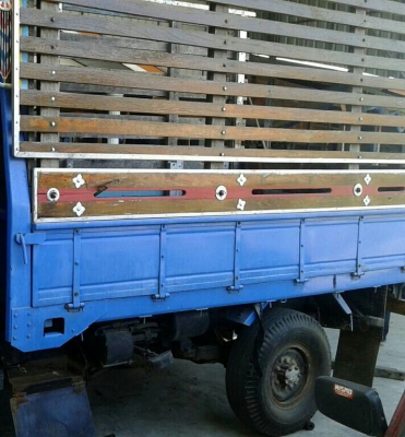 สี่ล้อกลาง อีซูซุ NKR 88ปี39 ห้างแท้ ช่วงยาว3.20ม สภาพดีสวยๆพร้อมใช้ ทะเบียนพร้อมโอน