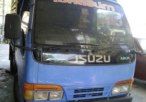 สี่ล้อกลาง อีซูซุ NKR 88ปี39 ห้างแท้ ช่วงยาว3.20ม สภาพดีสวยๆพร้อมใช้ ทะเบียนพร้อมโอน