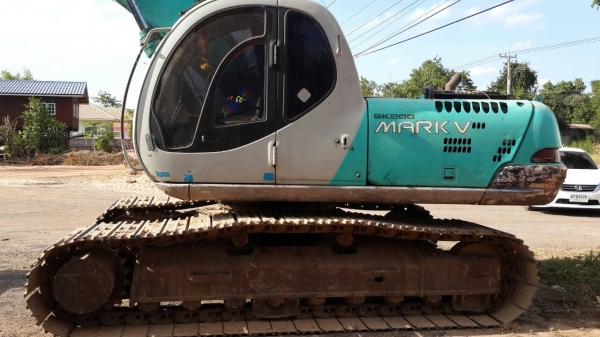 ขายรถแบคโฮ KOBELCO SK220-Vธรรมดา เอกสารเล่มทะเบียน ราคา 790000