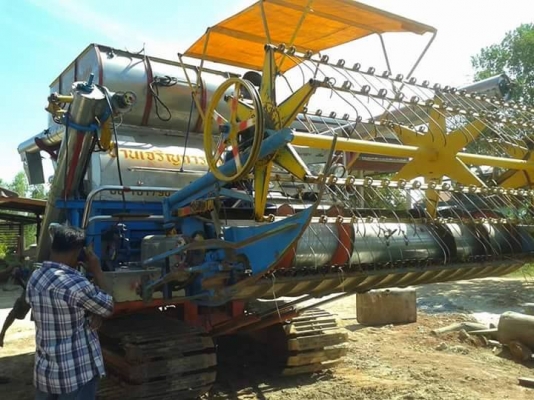 ขายรถเกี่ยวข้าว ปานเจริญ ใช้งานได้ปีเดียว สภาพสวยพร้อมใช้งาน สนใจโทร 090-8588220คุณนะ 093-3258446คุณบิว หรือเข้าดูสินค้าอื่นๆได้ที่ www.truck.in.th/498 หรือเพจFacebook ณรงค์ ซื้อขายรถมือสอง (เว็บไซต์ส่วนตัว) หรือFacebook ตลาดรถมือสอง คุณนะ