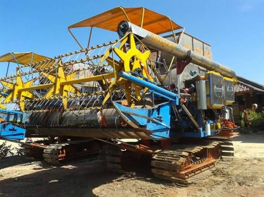 ขายรถเกี่ยวข้าว ปานเจริญ ใช้งานได้ปีเดียว สภาพสวยพร้อมใช้งาน สนใจโทร 090-8588220คุณนะ 093-3258446คุณบิว หรือเข้าดูสินค้าอื่นๆได้ที่ www.truck.in.th/498 หรือเพจFacebook ณรงค์ ซื้อขายรถมือสอง (เว็บไซต์ส่วนตัว) หรือFacebook ตลาดรถมือสอง คุณนะ