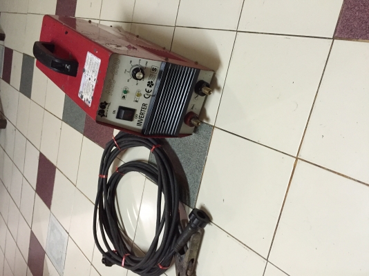 ขายเครื่องเชื่อมไฟฟ้าระบบอินเวอร์เตอร์ขนาด200Aใช้ไฟบ้าน220Vยี่ห้อBOXINGสภาพดีพร้อมสายยาวๆ