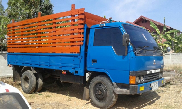 ขาย 6 ล้อ Mitsubishi canter 100 แรง รถห้างแท้ สวยๆ พร้อมลุย เกียร์สั้น ยกหัวได้ (ดาวน์128000 บาท ออกรถได้เลย อ่านรายละเอียดด้านใน)เครื่องแห้งๆ แน่นๆแซสซีสวยจัด เดิมๆทั้งเส้น เฟืองท้ายใหญ่ F แล้ว ยาง8.25สวยๆทั้ง 6 เส้น พร้อมใช้งานเลยไม่ต้องทำอะไรพร้อมโอนทั