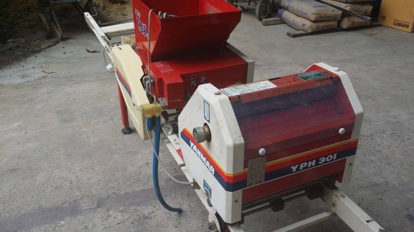 นำเข้าจากญี่ปุ่น เครื่องโรยเมล็ด YANMAR  เก่าญี่ปุ่น รุ่น YPH301 (2) สภาพสวยพร้อมใช้งาน เหมาะสำหรับนาดำ