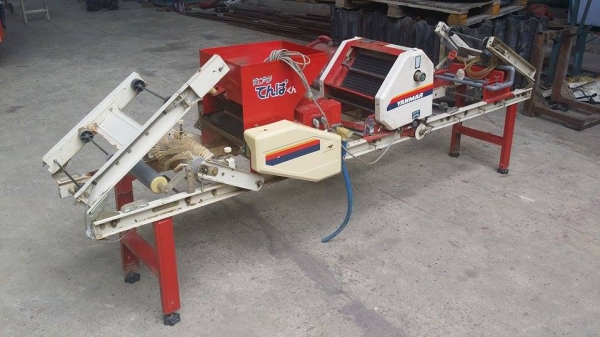 นำเข้าจากญี่ปุ่น เครื่องโรยเมล็ด YANMAR  เก่าญี่ปุ่น รุ่น YPH301 (2) สภาพสวยพร้อมใช้งาน เหมาะสำหรับนาดำ