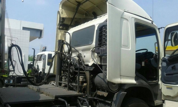 รถเทนเลอร์หัวลาก HINO ซี่รี่ 500 เครื่อง 344 ปี 52 ขายเฉพาะแม่ ถังน้ำมันไม่ขาย รถเทนเลอร์หัวลาก HINO ซี่รี่ 500 เครื่อง 344 ปี 52 ขายเฉพาะแม่ ถังน้ำมันไม่ขาย