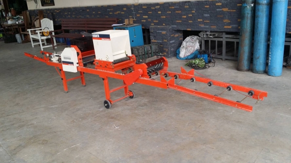 นำเข้าจากญี่ปุ่น เครื่องโรยเมล็ด KUBOTA รุ่น SR150KW เก่าญี่ปุ่น  สภาพสวยพร้อมใช้งาน