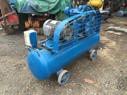 Sell> ขายปั้มลม พูม่า 3 แรง มอเตอร์ไฟ 3 เฟส 380V. สวยกริ๊บพร้อมใช้งานครับ