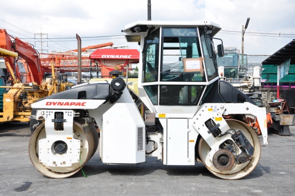 เครื่องจักรกลหนัก