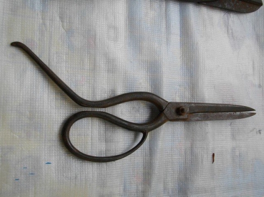 ขายกรรไกรหางงานเก่าเยอรมัน12" Made in Germany. ขายกรรไกรหางงานเก่าเยอรมัน12" Made in Germany.