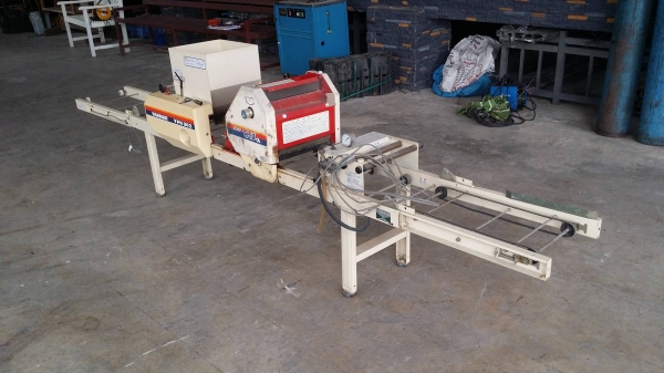 นำเข้าจากญี่ปุ่น เครื่องโรยเมล็ด YANMAR รุ่น YPH302 เก่าญี่ปุ่น  สภาพสวยพร้อมใช้งาน เหมาะสำหรับนาดำ