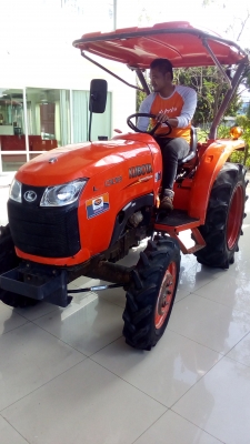 อยากขายค่ะรถไถมือ2L3008ตัวเปล่า