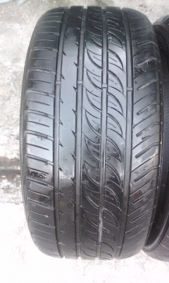 ขายยาง  235/40/18 ปี 13