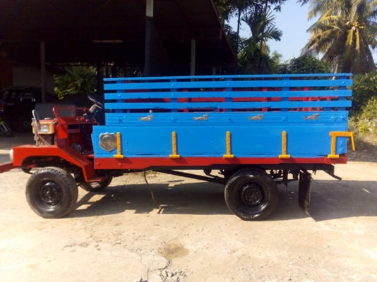 ขายรถอีแต๋น กฤษณยนต์ เครื่องยันม่าร์115สวยๆเดิมๆ พร้อมไช้งาน  ขายใน  ราคา75000บาท รถอยู่วังบัว คลองขลุง กำแพงเพชร    สนใจสอบุถามได้ที่081 3655997 อำพร  พาเจริญ  ราคาต่อรองได้อีกนะครับ