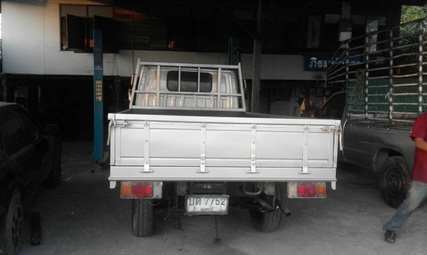 ขาย 268,000บ สี่ล้อ ป้ายเล็ก อีซุซุ NKR100ปี47 ช่วงยาว3.20ม สภาพดีสวยพร้อมใช้ ทะเบียน ป้ายเล็กไม่ติดเวลา เล่มพร้อมโอน
