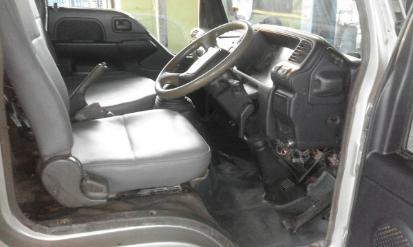 ขาย 268,000บ สี่ล้อ ป้ายเล็ก อีซุซุ NKR100ปี47 ช่วงยาว3.20ม สภาพดีสวยพร้อมใช้ ทะเบียน ป้ายเล็กไม่ติดเวลา เล่มพร้อมโอน