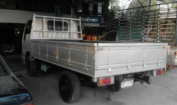 ขาย 268,000บ สี่ล้อ ป้ายเล็ก อีซุซุ NKR100ปี47 ช่วงยาว3.20ม สภาพดีสวยพร้อมใช้ ทะเบียน ป้ายเล็กไม่ติดเวลา เล่มพร้อมโอน