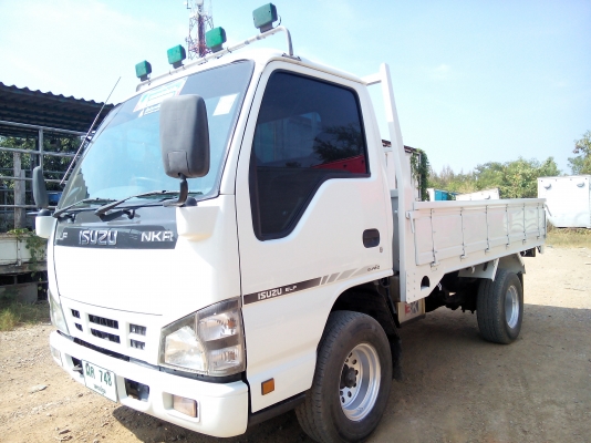 4 ล้อบรรทุก *ไม่ติดเวลา* ISUZU *Euro.2* NKR 100 แรงม้า+Turbo+Inter  *ยาว 3.20 ม.* รถสวยเดิม+สวยจริง * รถห้างแท้ * มีเล่มพร้อมโอน*