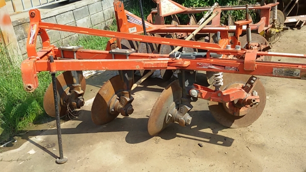 ตราช้าง 224 ครับ