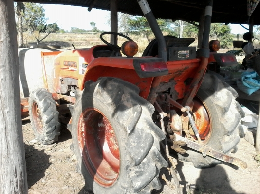 ขาบด่วนรถไถ KUBOTA L36 แรง รถสถาพพร้อมใช่งาน 31XXกว่าชั่วโมง พร้อมโรตารี่ ผานหก ดันหน้า เอกสารเล่มทะเบียน