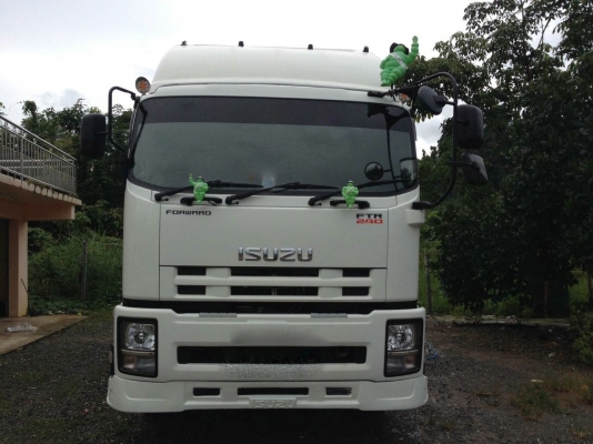 รถอีซูซุ 6 ล้อดั้ม FTR  240 แรงม้า. ปี 57.  ( ** รถใช้งานน้อย. )   สนใจติดต่อ  081 - 6079515