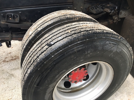 รถฮีโน่ 6 ล้อดั้ม FC9J 175 แรงม้า. ปี 54.  ( รถวิ่ง 18x,xxx กม. )    สนใจติดต่อ  081 - 6079515