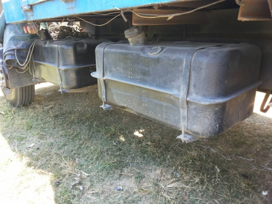 รถบรรทุก 10 ล้อ MITSUBISHI 2 เพา ไม่ดั้มแม่ลูก.  ปื53.    ลูก2คาน เครื่อง 240 แรง  ราคา 1,570,000 บ. รถอยู่ภาคอีสาน