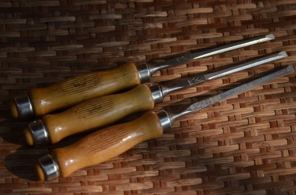 ขายสิ่วตราแมวขนาด1/4 Made in Germany.