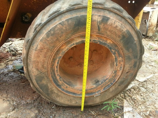 รถตักล้อยาง TCM - 30/810A รถตักล้อยาง TCM - 30/810A